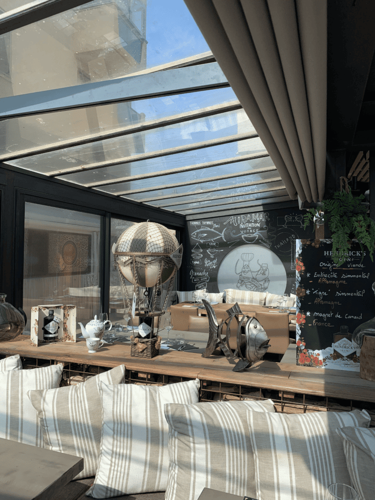 Restaurant Canet en Roussillon salle interieur Miramar